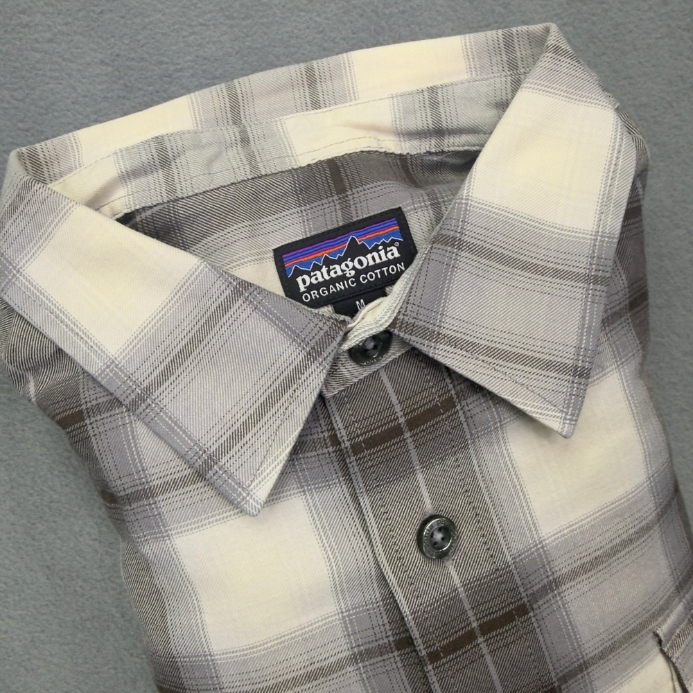 Patagonia Plaid Flannel Shirt Medium Gray Long Sleeve Button Down